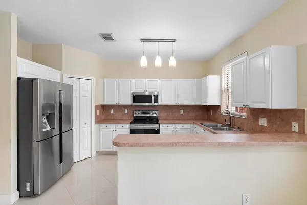 $575,000 | 13743 Southwest 116th Terrace, Miami, FL 33186