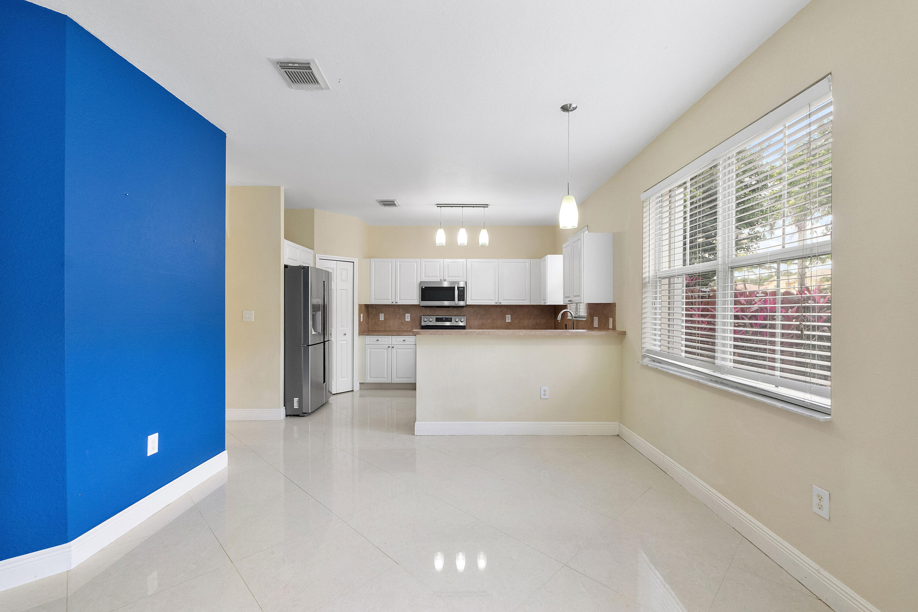 13743 Southwest 116th Terrace Miami, FL 33186 - Photo 15 of 44 13743 Sw 116th Terr_016