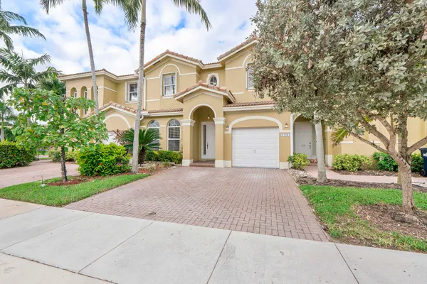 $575,000 | 13743 Southwest 116th Terrace, Miami, FL 33186