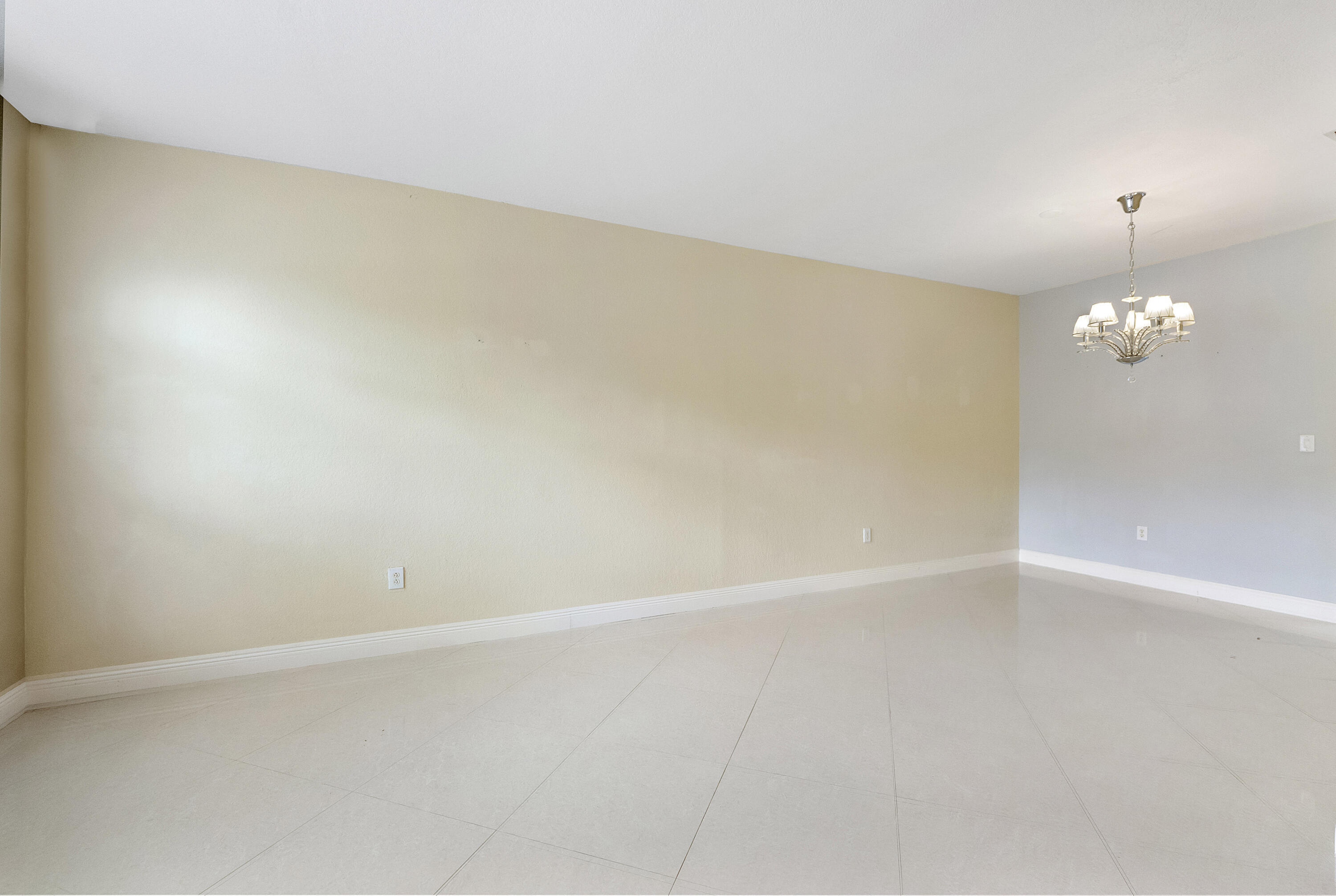 13743 Southwest 116th Terrace Miami, FL 33186 - Photo 6 of 44 13743 Sw 116th Terr_007