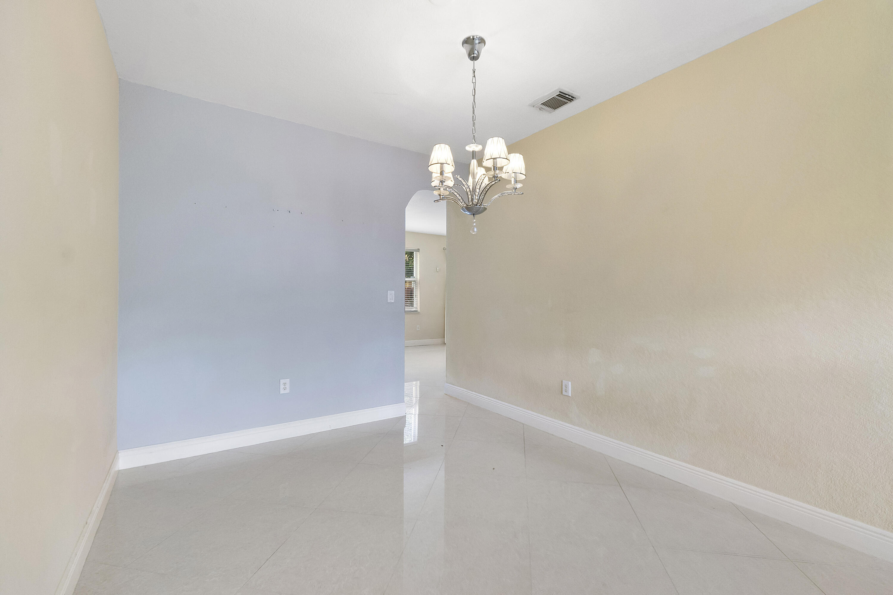 13743 Southwest 116th Terrace Miami, FL 33186 - Photo 8 of 44 13743 Sw 116th Terr_009