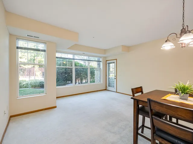 $291,000 | 1900 Rush Lake Trail, Unit 112, New Brighton, MN 55112