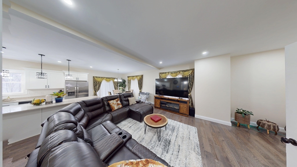 41 Modoc Street Worcester, MA 01604 - Photo 10 of 42