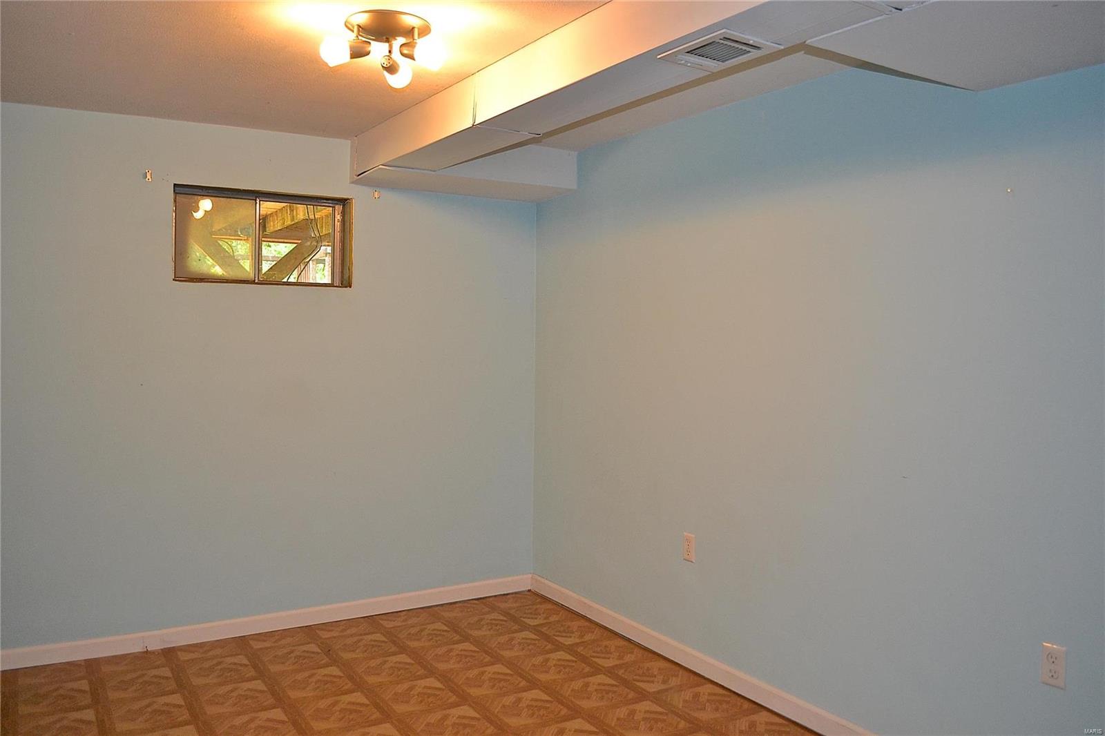1006 Pine Lake Road Collinsville, IL 62234 - Photo 19 of 26 Gallery Image 19