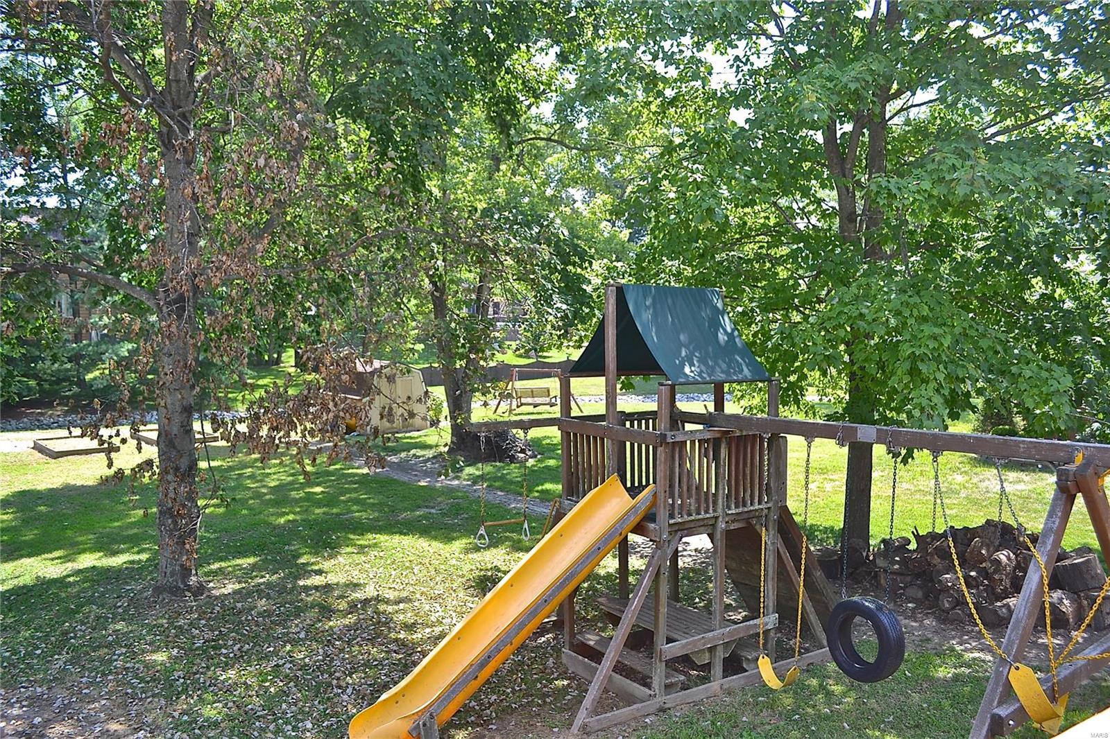 1006 Pine Lake Road Collinsville, IL 62234 - Photo 24 of 26 Gallery Image 24