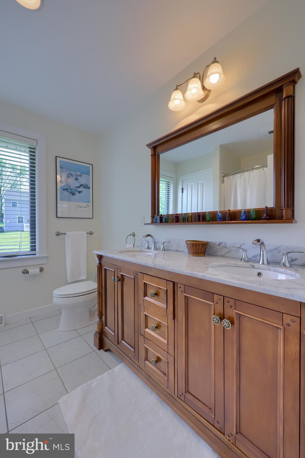 453 Frogtown Road Pequea, PA 17565 - Photo 29 of 43 Full bath