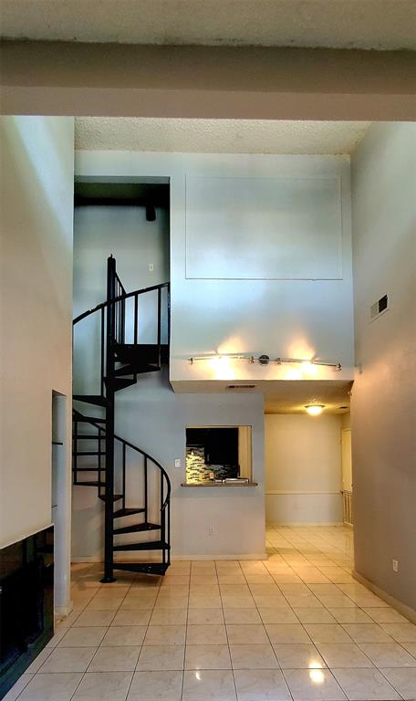 9696 Walnut Street, Unit 106 Dallas, TX 75243 - Photo 5 of 13 a view of entryway and hall