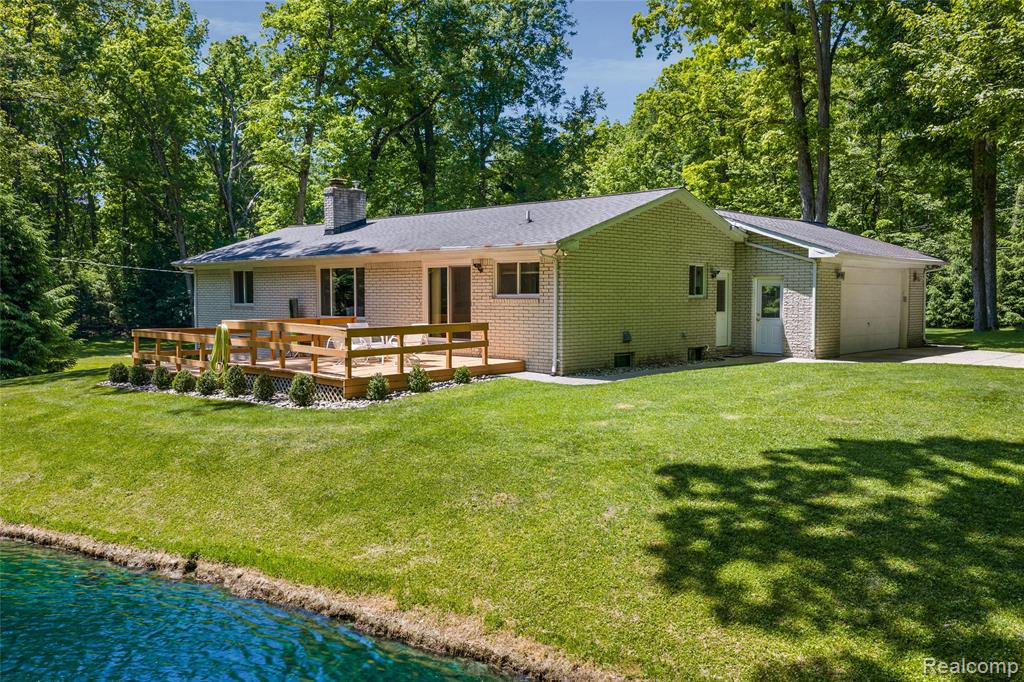 10100 Bridge Lake Road Clarkston, MI 48348 - Photo 33 of 39
