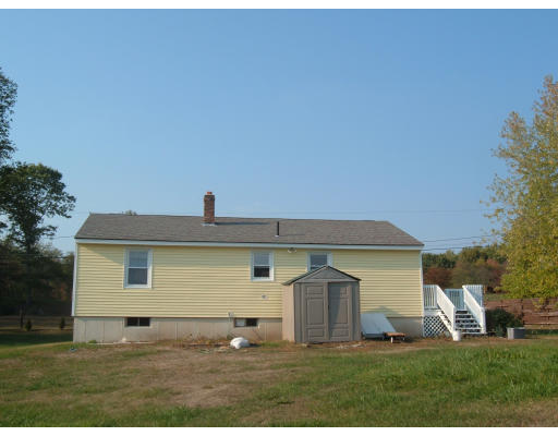 56 Farley Road Dudley, MA 01571 - Photo 3 of 4 Gallery Image 3