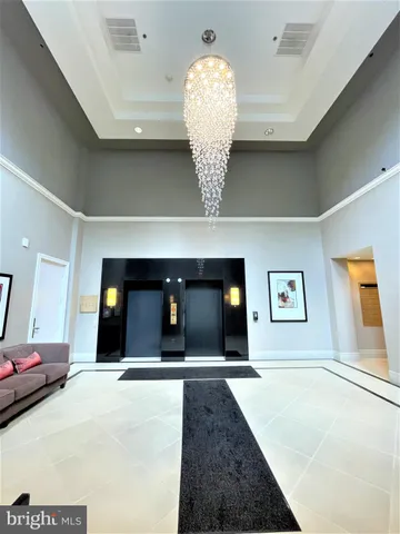 $2,950 | 1641 International Drive, Unit 418, McLean, VA 22102