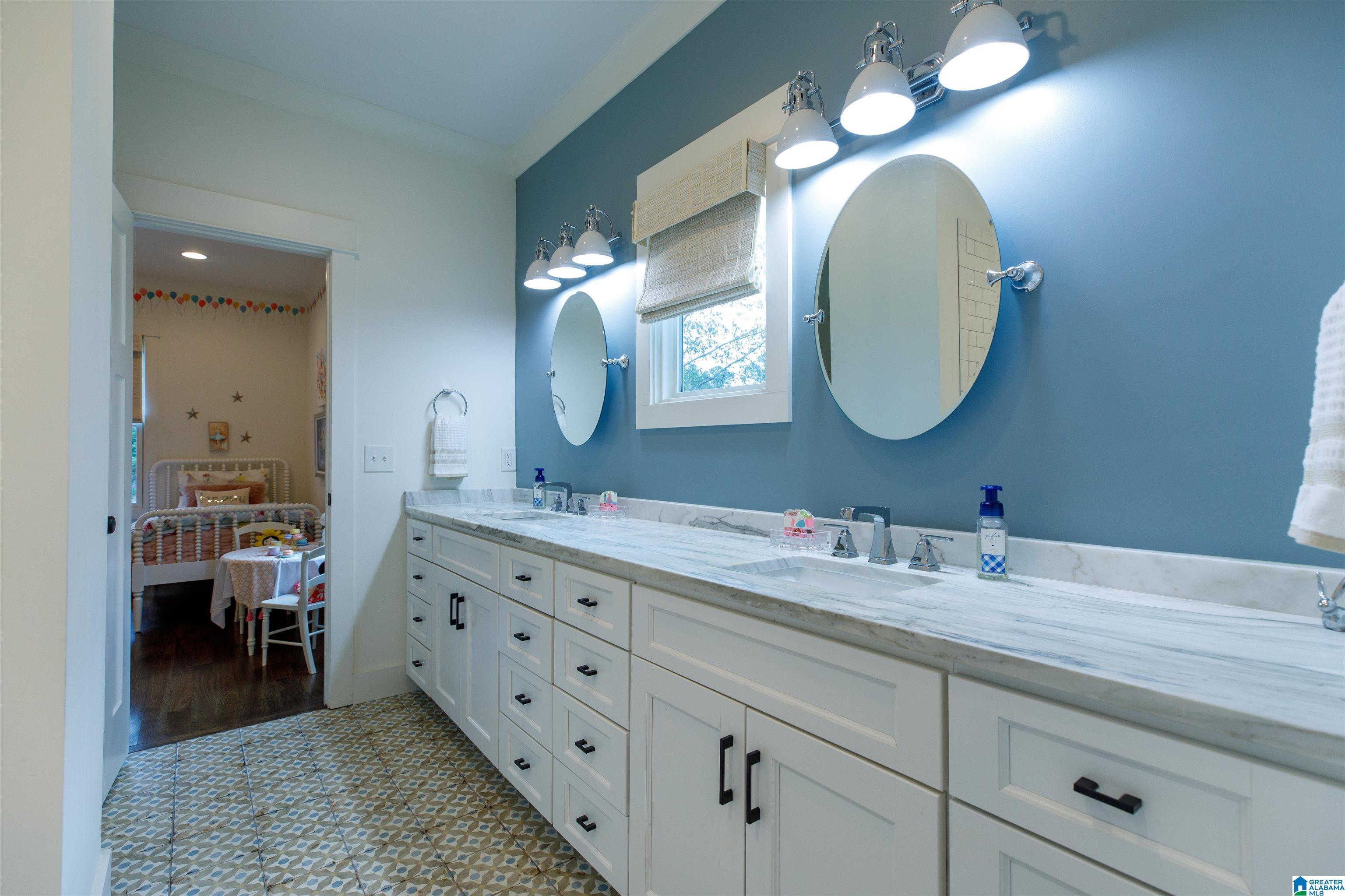 1030 Saulter Road Birmingham, AL 35209 - Photo 17 of 24