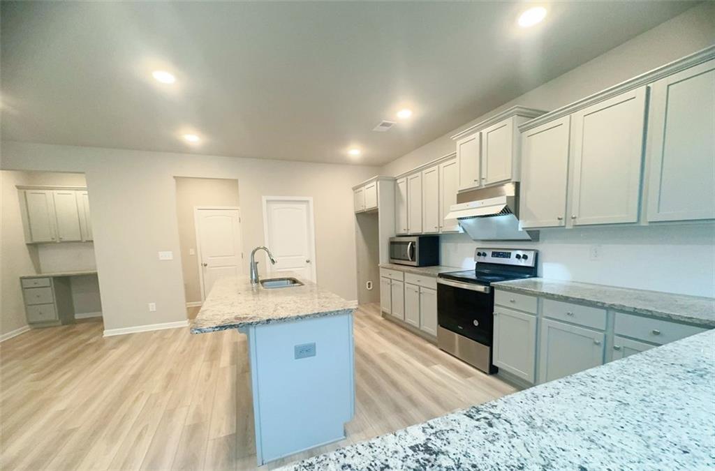 446 Sawmill Trace Hampton, GA 30228 - Photo 4 of 16