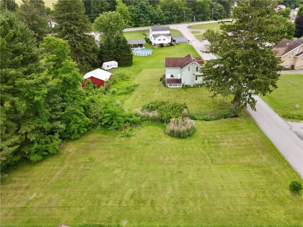 114 Stewarton Road Mill Run, PA 15464 - Photo 11 of 35