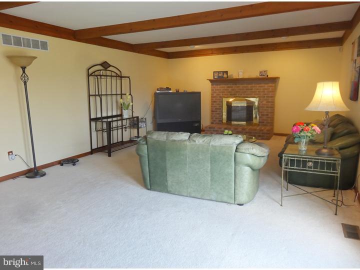 24 Jericho Road Holland, PA 18966 - Photo 8 of 15 Gallery Image 8
