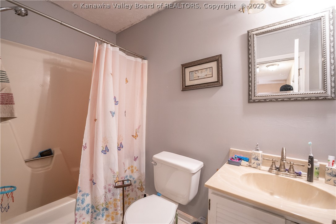204 Jamestown Road Nitro, WV 25143 - Photo 13 of 17 Gallery Image 13