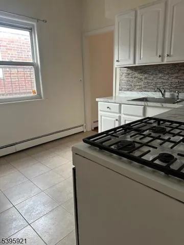 $2,000 | 525 Main Street, Unit 4, Little Falls, NJ 07424