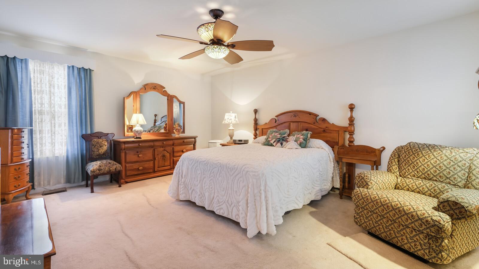211 Ellis Road Willow Grove, PA 19090 - Photo 20 of 32 Gallery Image 20