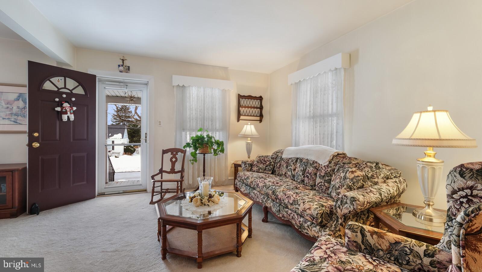 211 Ellis Road Willow Grove, PA 19090 - Photo 8 of 32 Gallery Image 8
