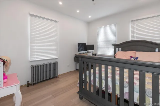 $759,000 | 34 Avondale Street, Valley Stream, NY 11581