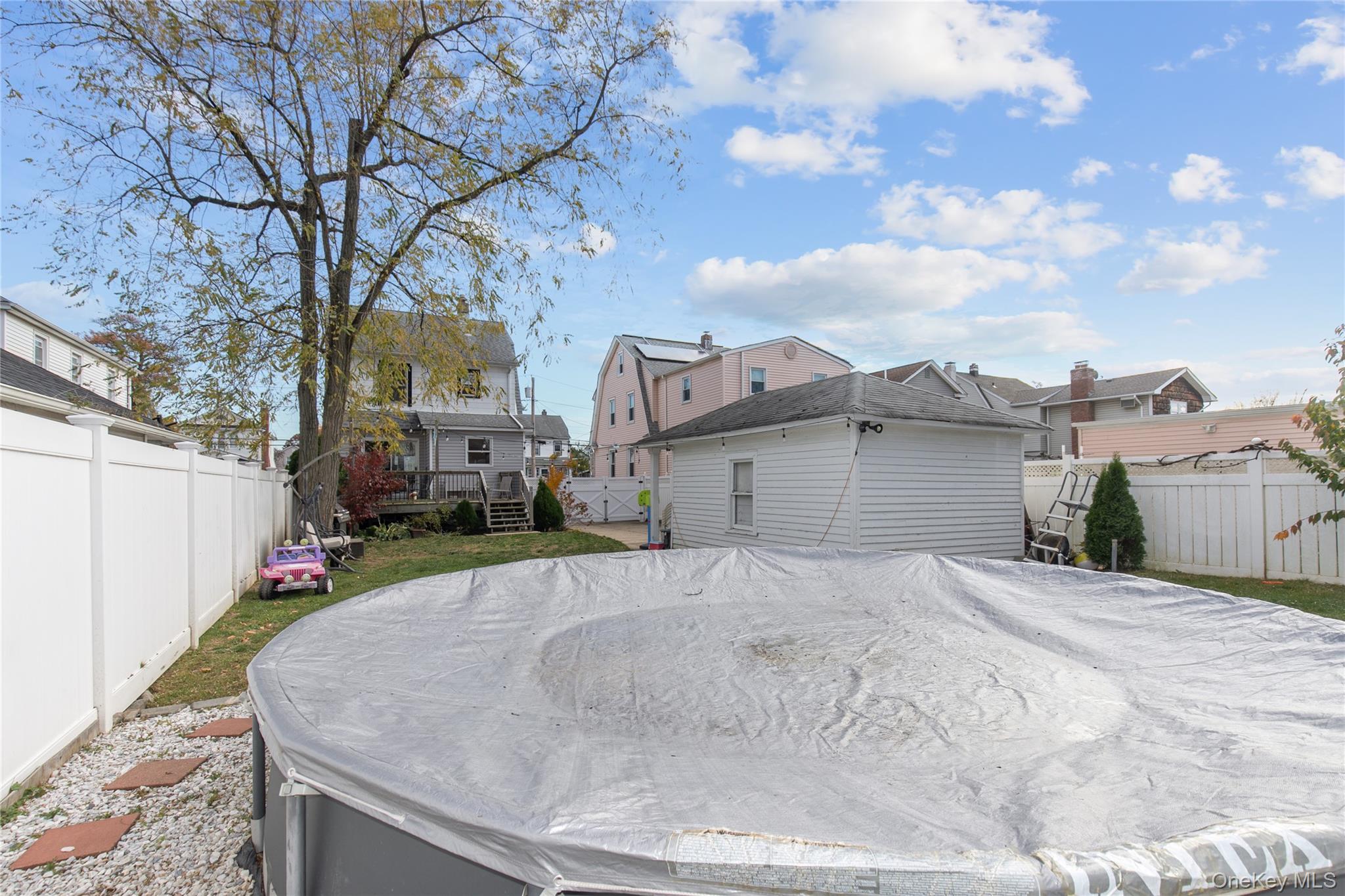 34 Avondale Street Valley Stream, NY 11581 - Photo 20 of 20 a view of a house with a yard