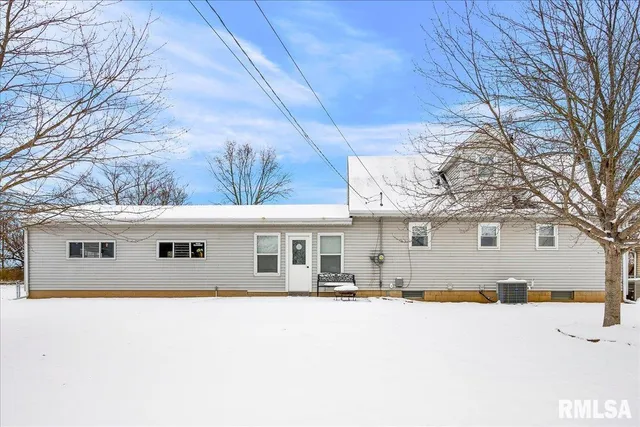 $174,900 | 17518 North 2nd Street, Chillicothe, IL 61523