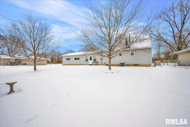 $174,900 | 17518 North 2nd Street, Chillicothe, IL 61523