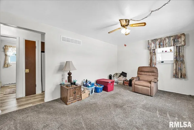 $174,900 | 17518 North 2nd Street, Chillicothe, IL 61523