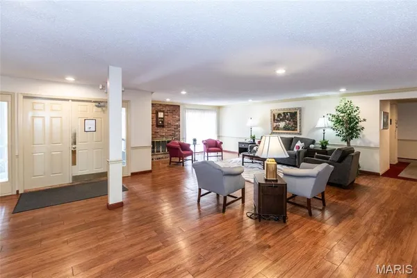 $185,000 | 12929 Portulaca Drive, Unit 205, St. Louis, MO 63146