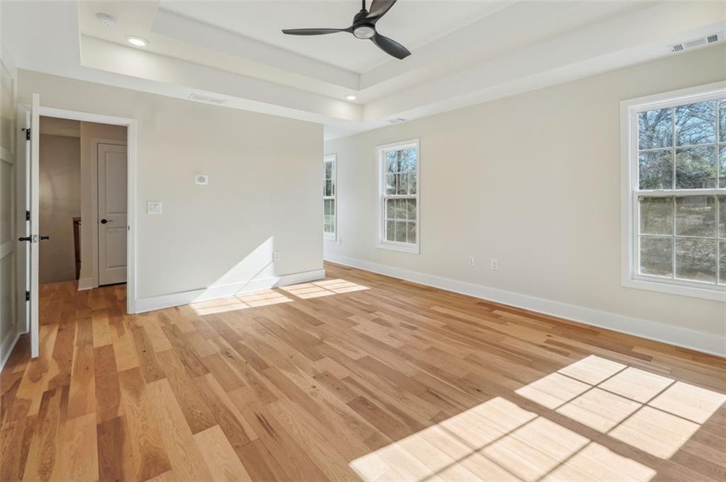 1620 Derry Avenue Southwest Atlanta, GA 30310 - Photo 39 of 47 a view of an empty room and window