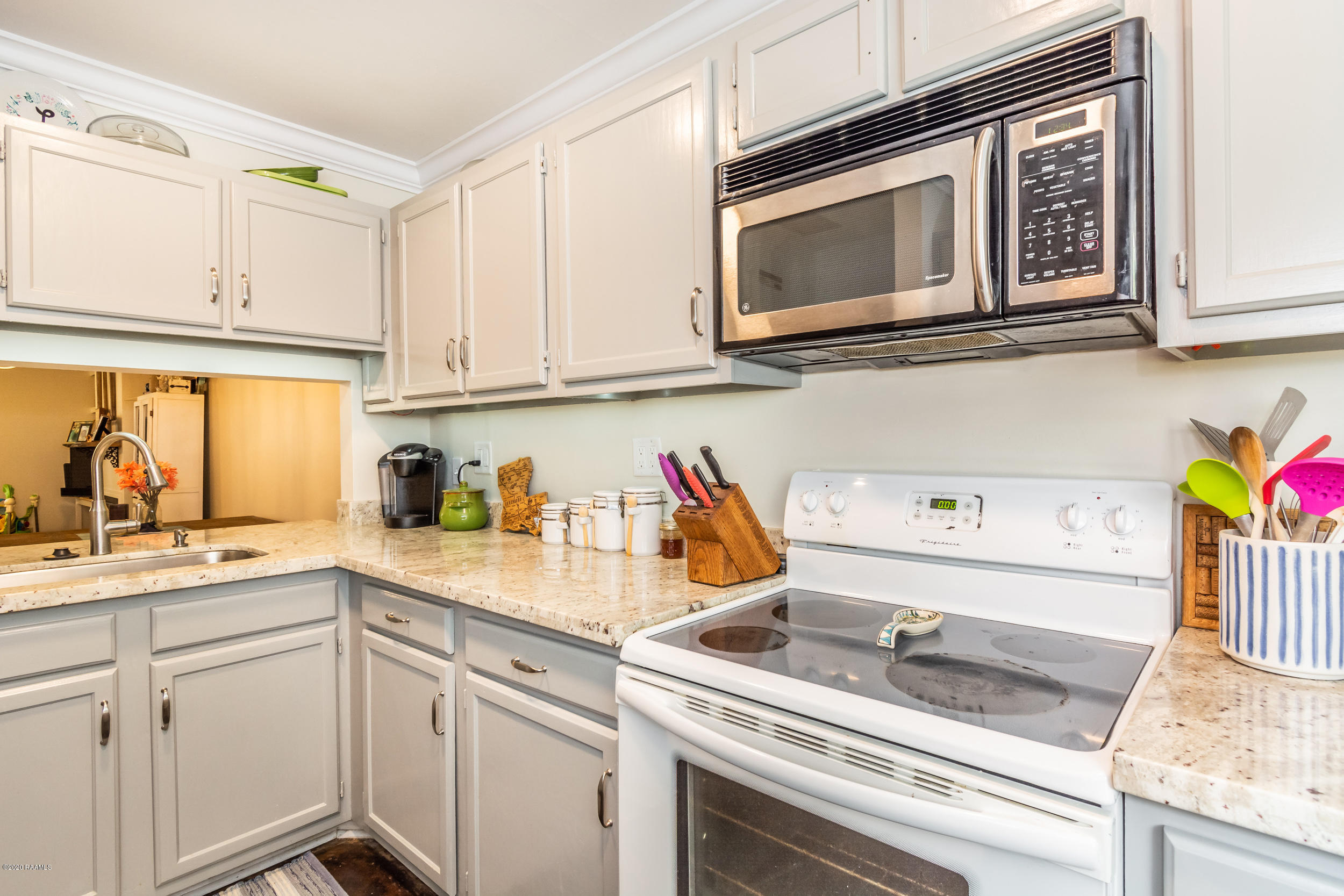 416 Doucet Road, Unit 6D Lafayette, LA 70503 - Photo 5 of 24 Gallery Image 5