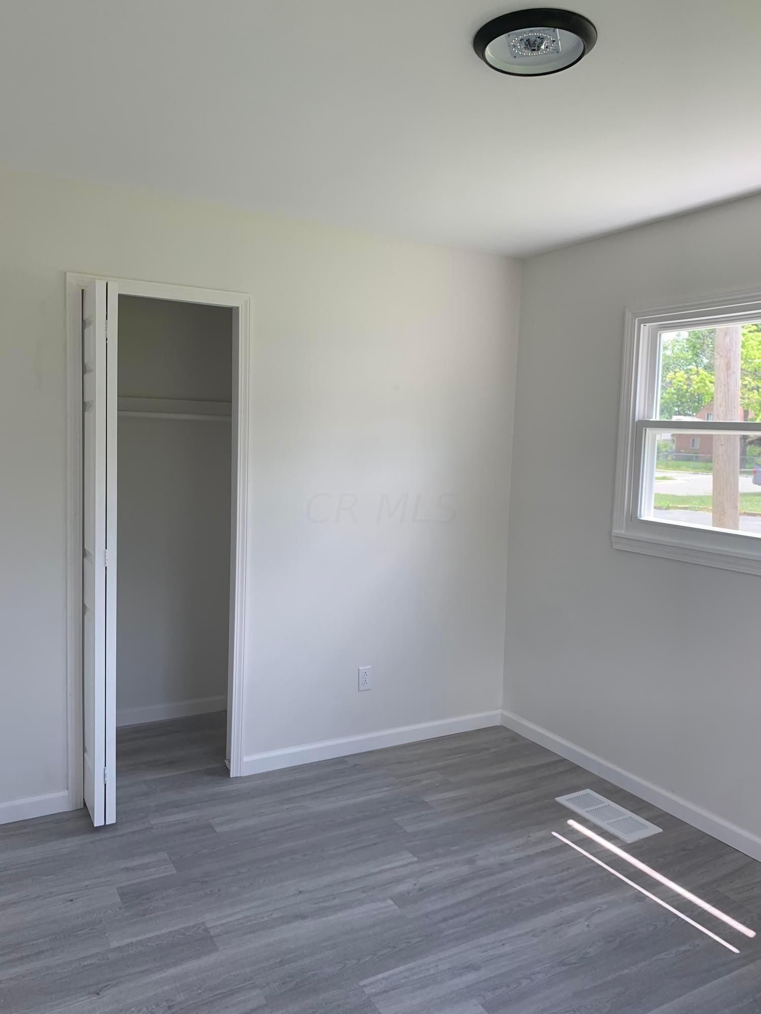 973 Exeter Road Columbus, OH 43213 - Photo 22 of 39