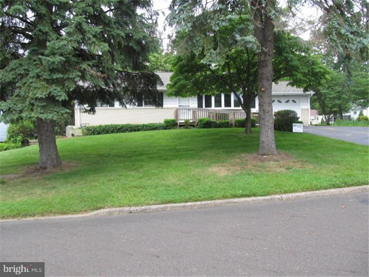 150 Dungan Road Southampton, PA 18966 - Photo 1 of 15 Exterior Front