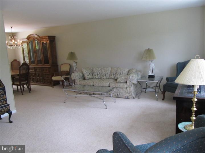 150 Dungan Road Southampton, PA 18966 - Photo 5 of 15 Living Room