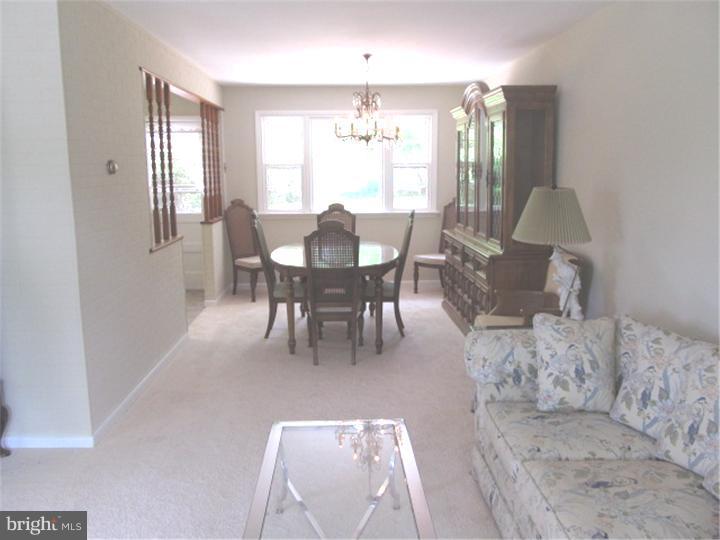 150 Dungan Road Southampton, PA 18966 - Photo 6 of 15 Dining Room