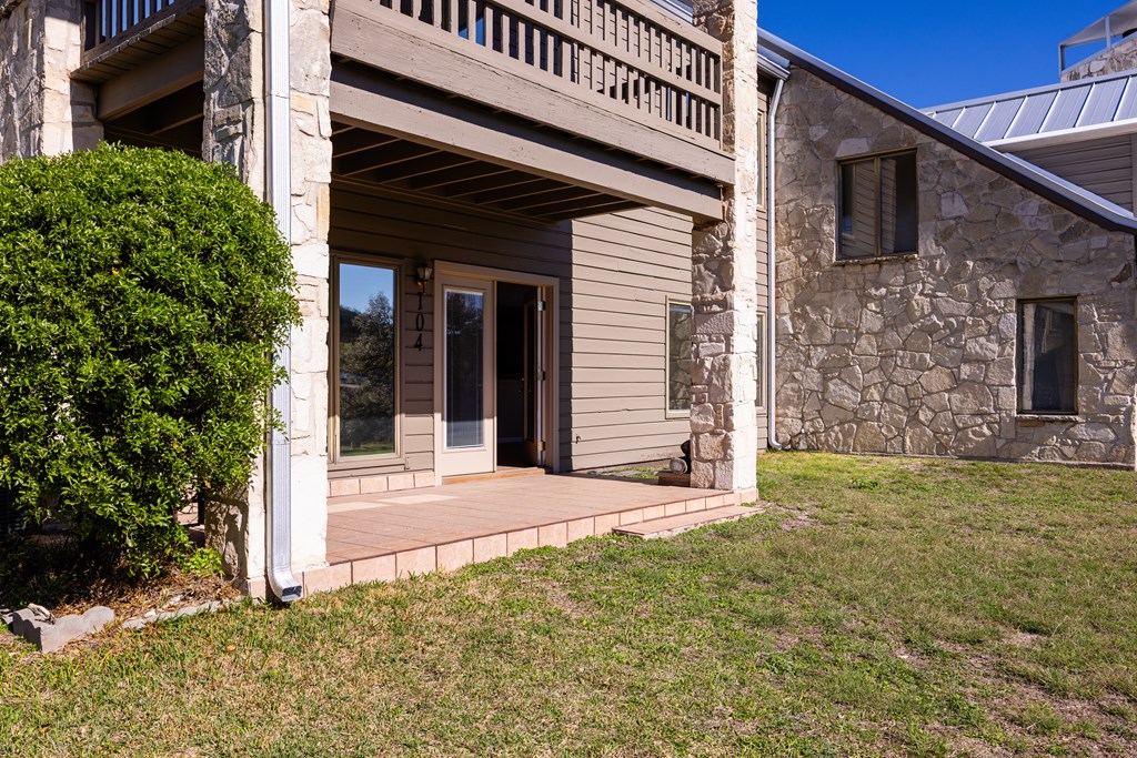 805 Highway 534 Loop Kerrville, TX 78028 - Photo 26 of 27 Patio on first floor