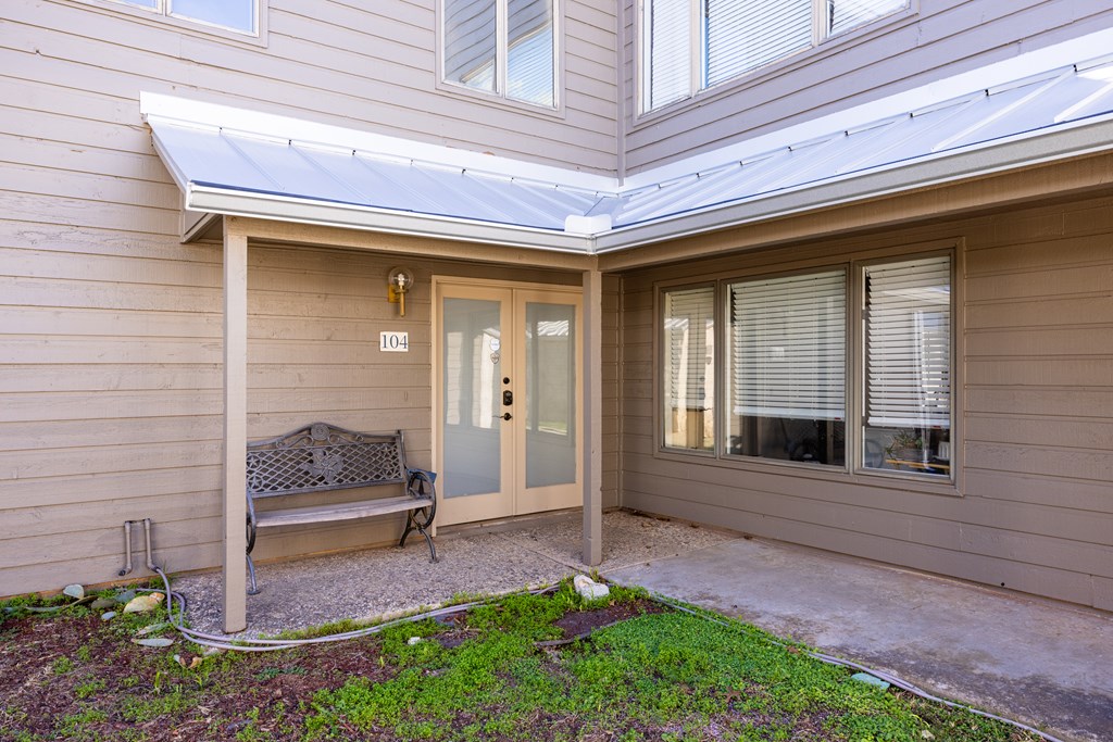 805 Highway 534 Loop Kerrville, TX 78028 - Photo 6 of 27 Front door