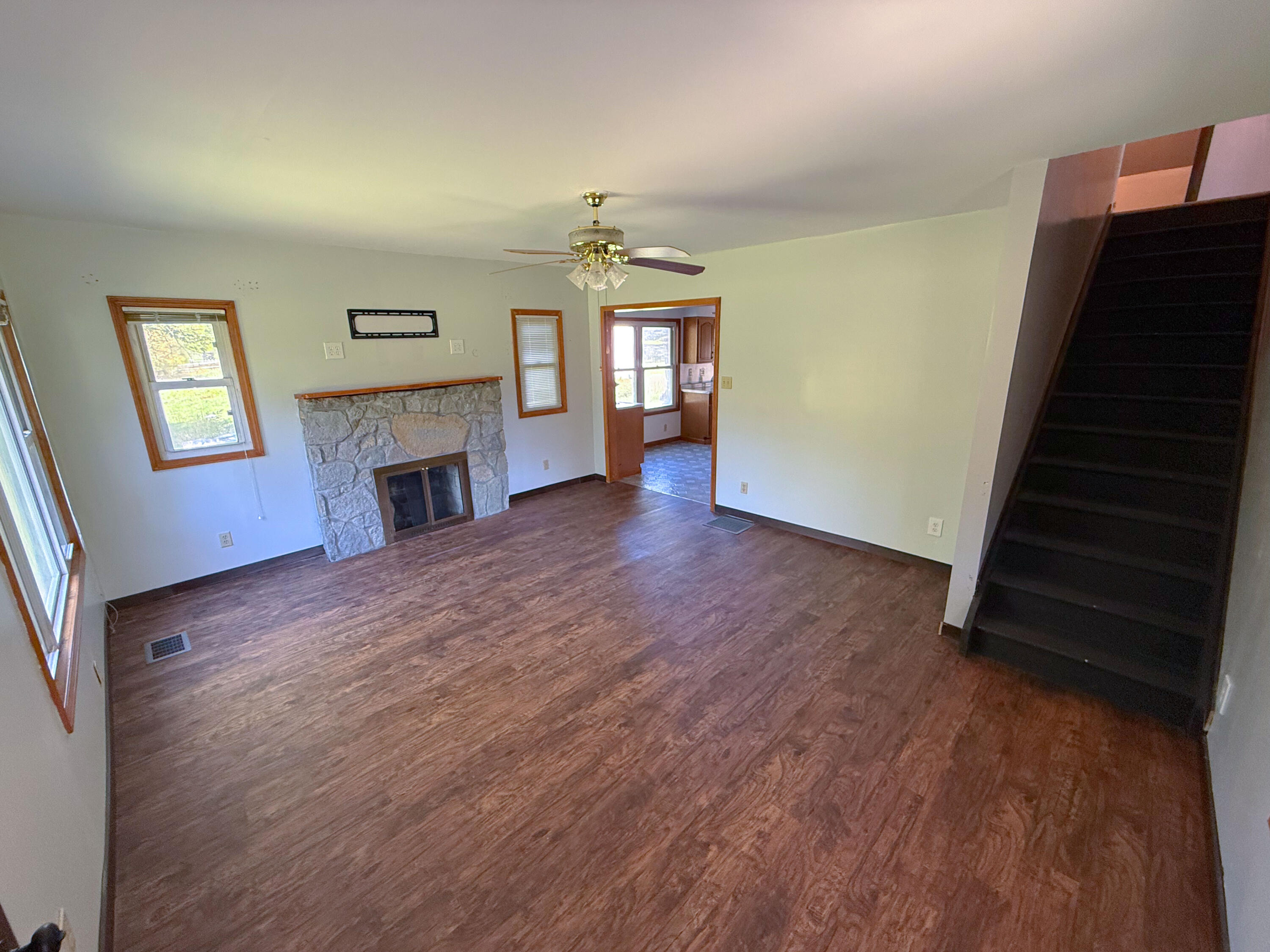 9686 Gunpowder Road Florence, KY 41042 - Photo 5 of 25 Gallery Image 5