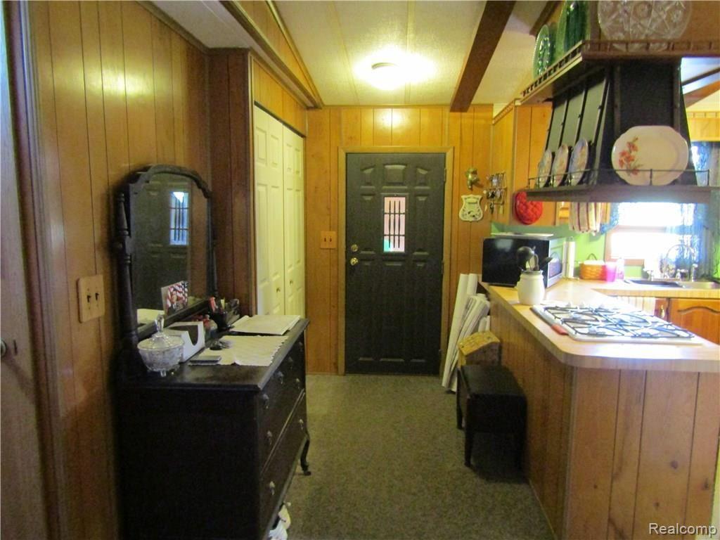 1823 West Lovejoy Road Perry, MI 48872 - Photo 32 of 55 IMG_0100.JPG