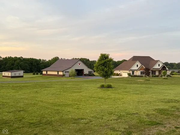$895,000 | 5973 Timber View Lane, Clayton, IN 46118