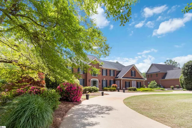 $784,000 | 318 Ashwick Court, Spartanburg, SC 29301