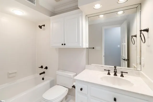 $784,000 | 318 Ashwick Court, Spartanburg, SC 29301