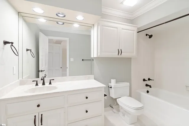 $784,000 | 318 Ashwick Court, Spartanburg, SC 29301