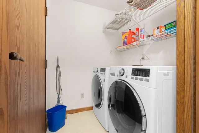 $224,900 | 2945 Mossy Oak Circle, Green Bay, WI 54311