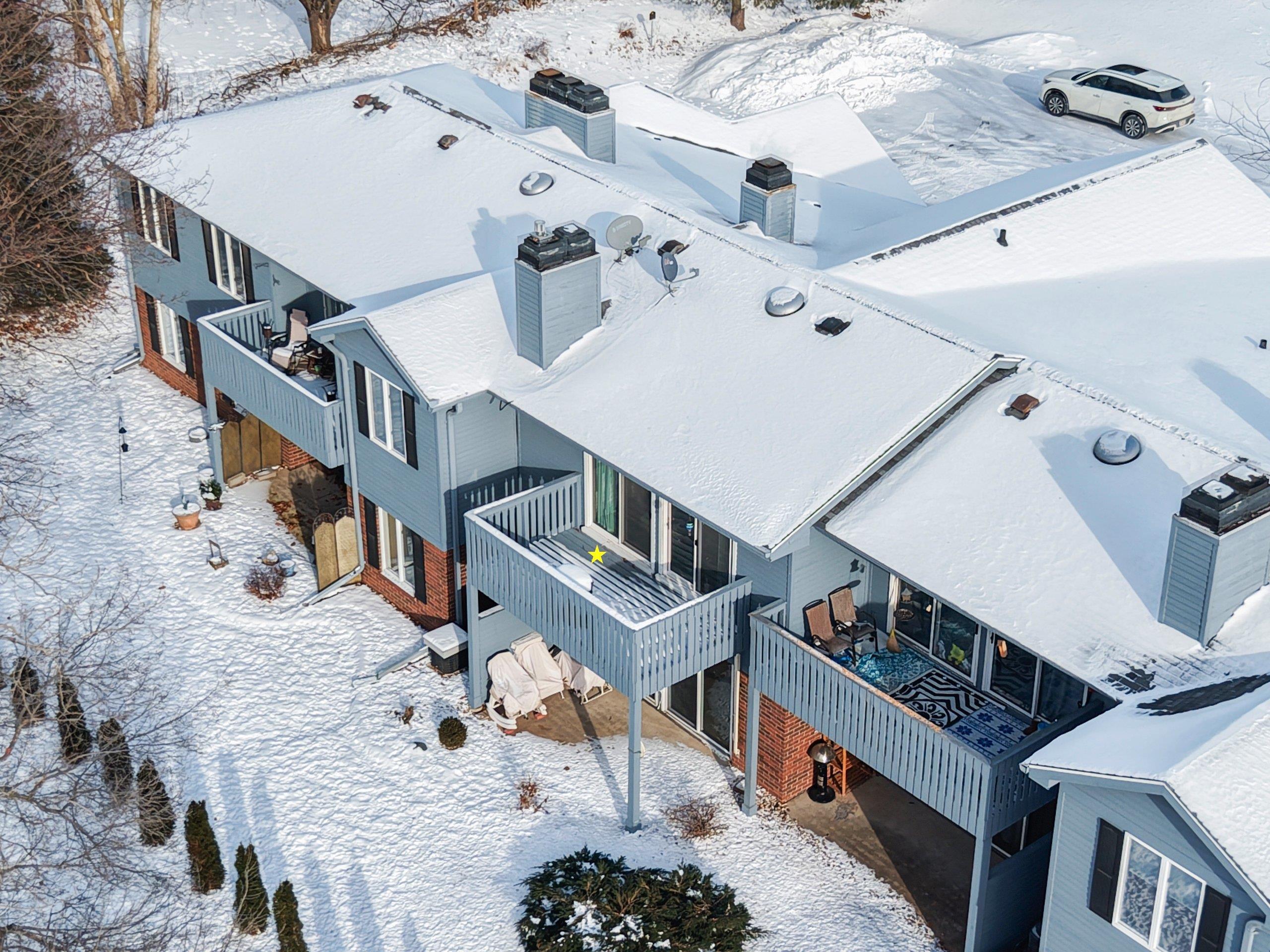 2945 Mossy Oak Circle Green Bay, WI 54311 - Photo 2 of 28