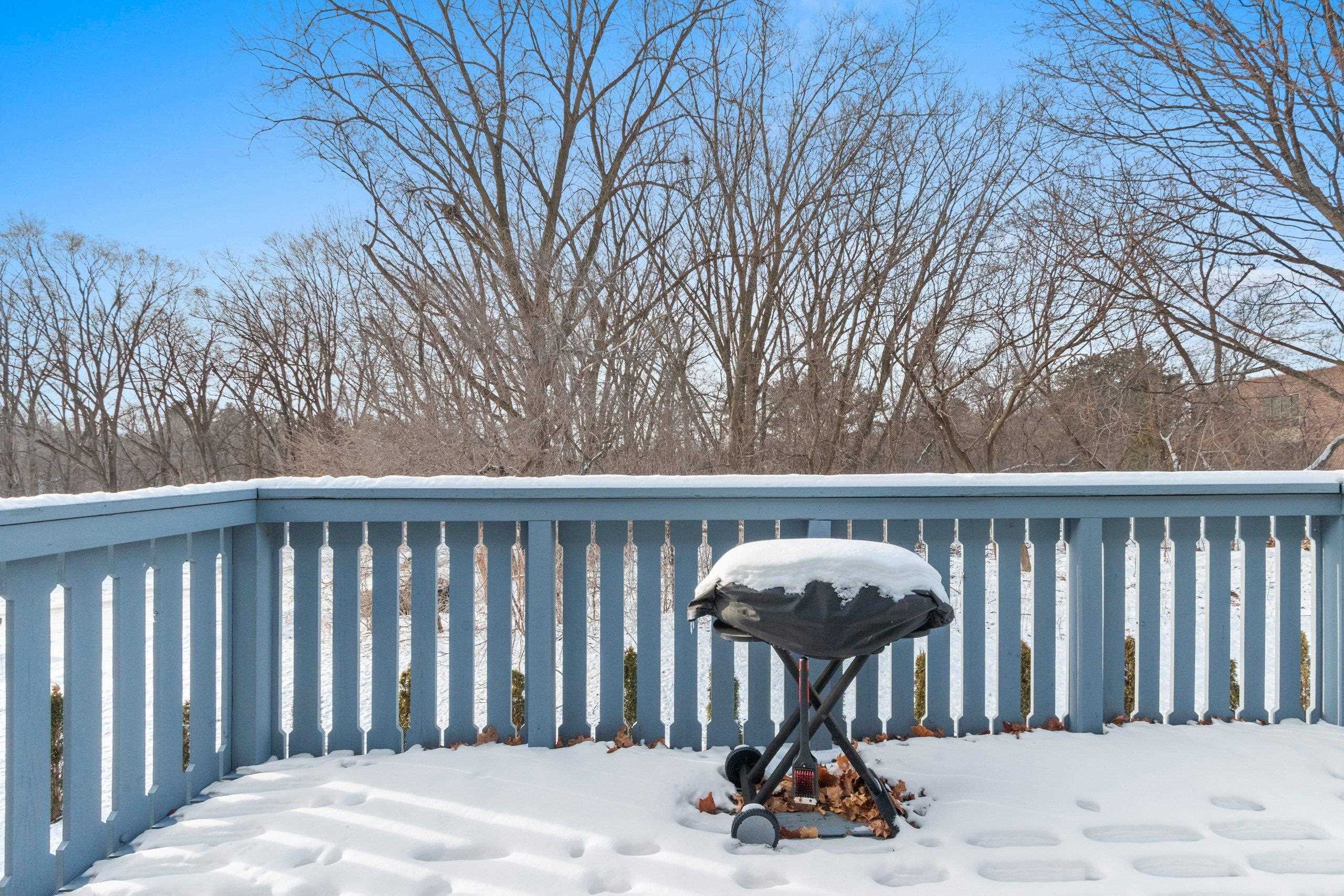 2945 Mossy Oak Circle Green Bay, WI 54311 - Photo 23 of 28