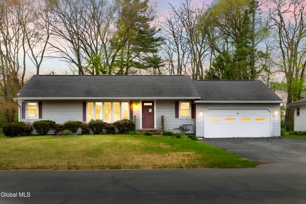 $299,999 | 10 Leto Road, Albany, NY 12203