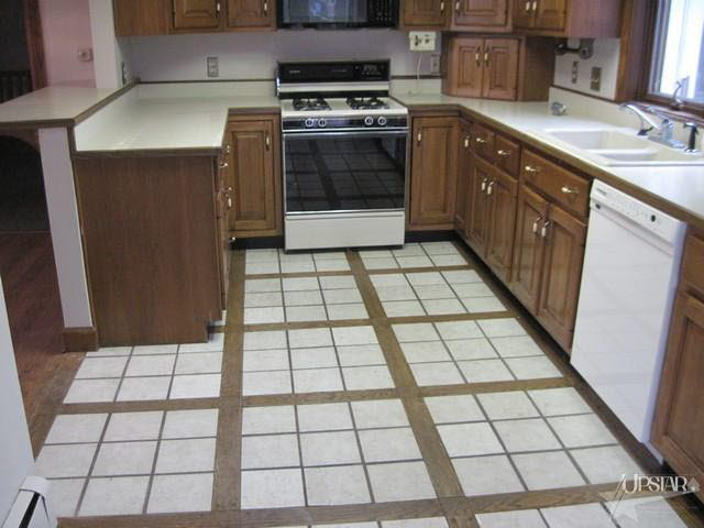 11504 Hardisty Road Fort Wayne, IN 46845 - Photo 5 of 5