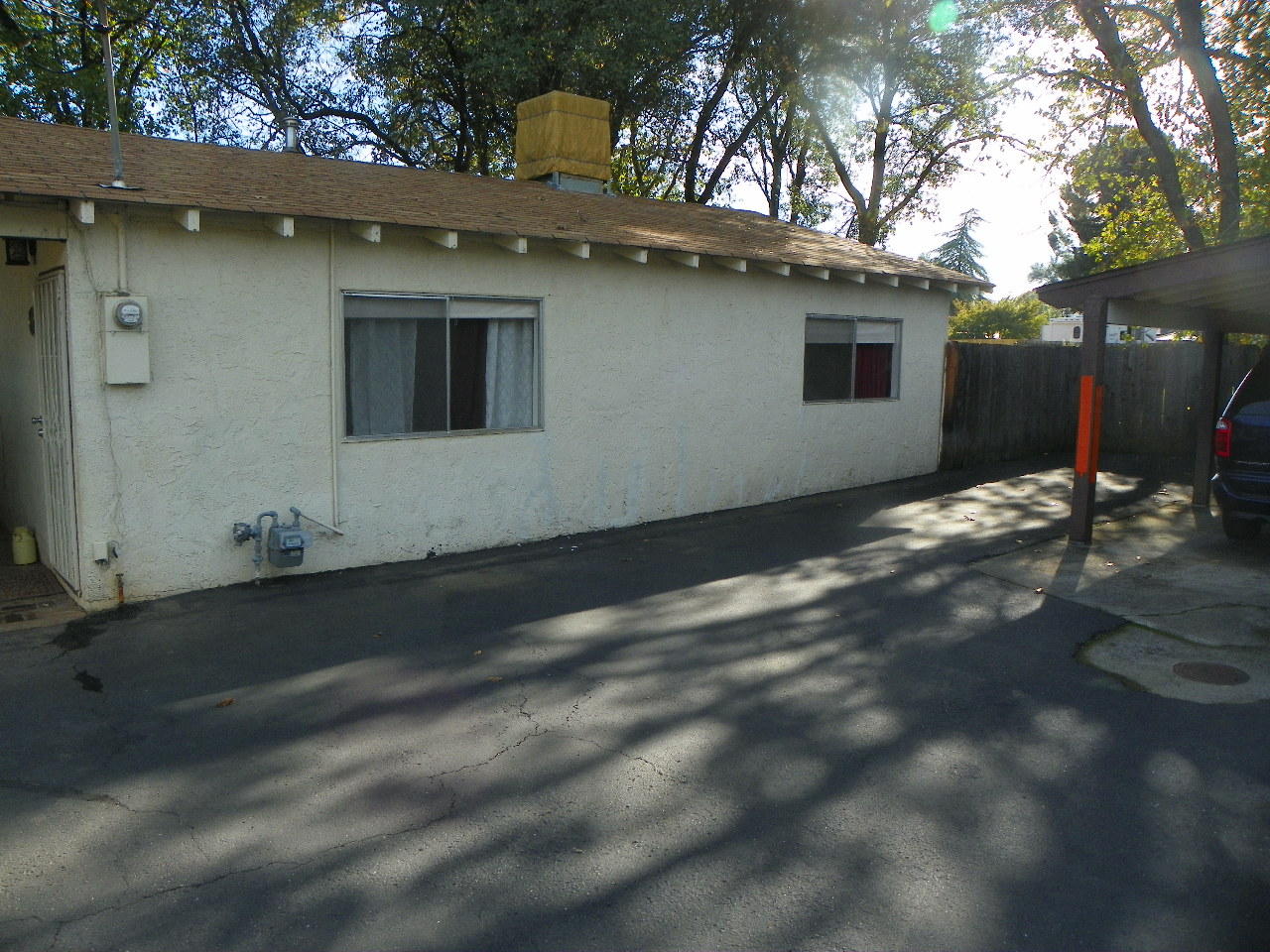 3601 Echo Road Redding, CA 96002 - Photo 10 of 13 a backyard of a house