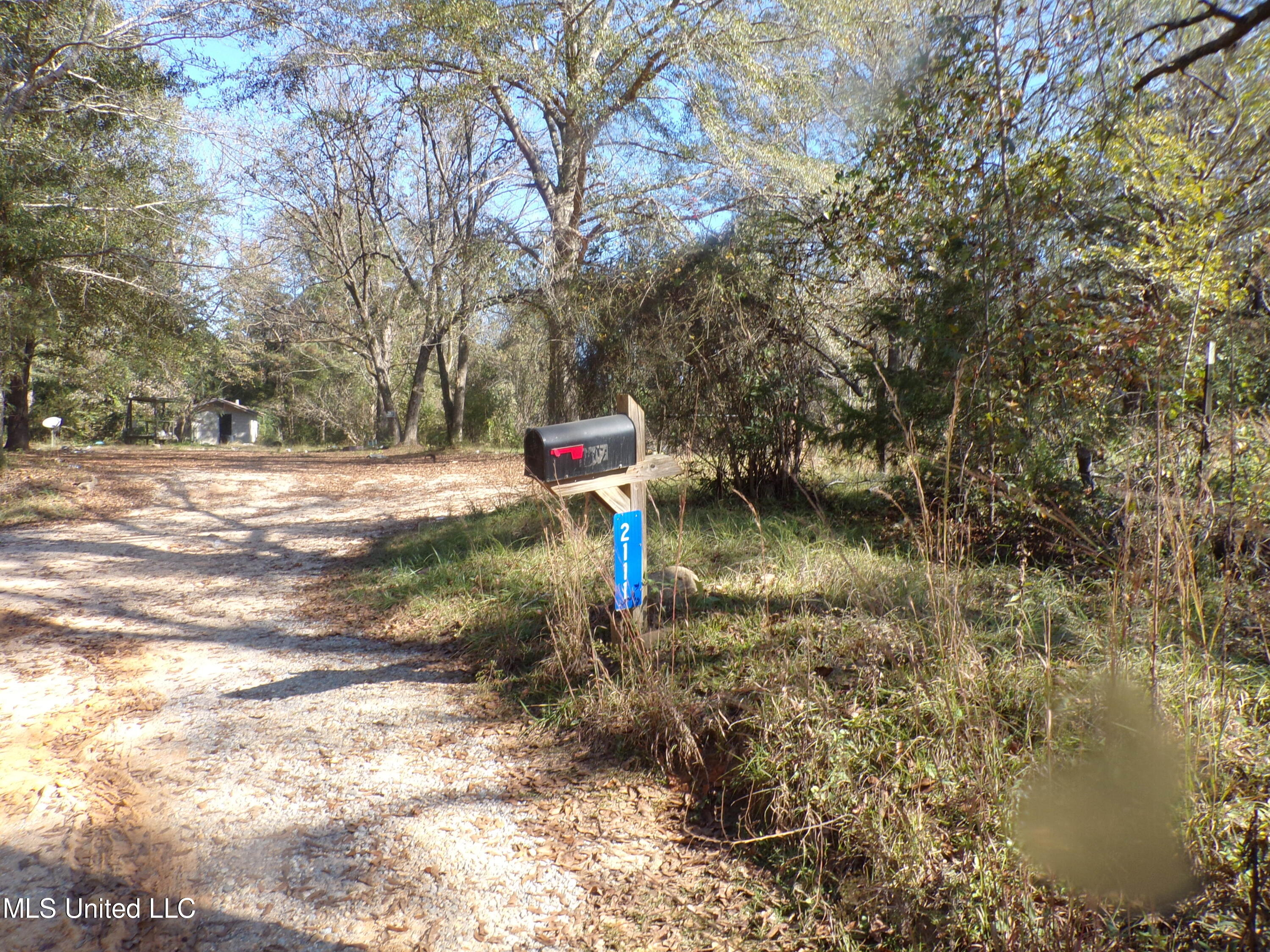 2111 Pleasant Ridge Road Chunky, MS 39323 - Photo 10 of 18 101_2518