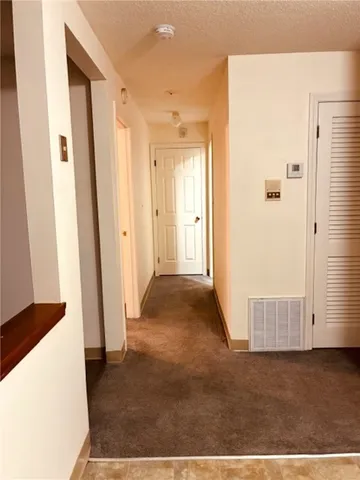 $1,475 | 724 Beverage Hill Avenue, Unit A6, Pawtucket, RI 02861